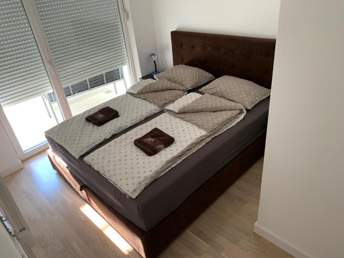 Apartman Jasmin - Blizu Panonskih Jezera I Centra Grada Tuzla Exterior photo